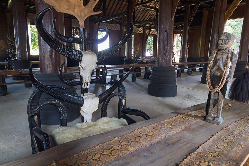 Temple of Death. The black house of Baan Si Dum. Northern Thailand