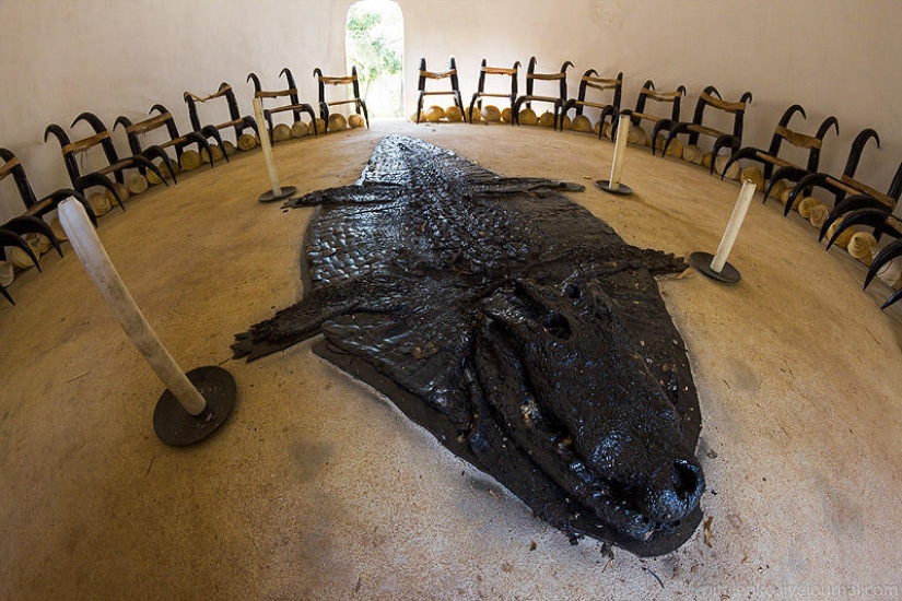 Temple of Death. The black house of Baan Si Dum. Northern Thailand