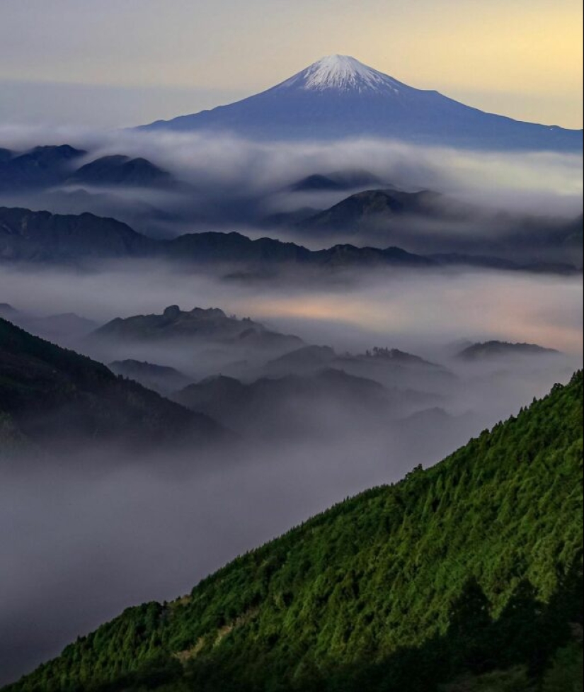 Terminally ill Fuji: baker Hasimuki Makoto and his photo of the sacred mountain