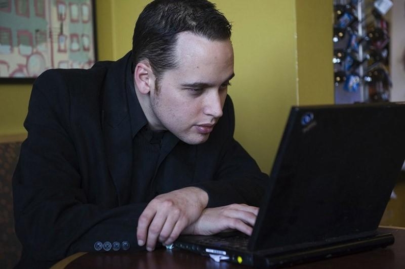 The 10 most famous hackers in history