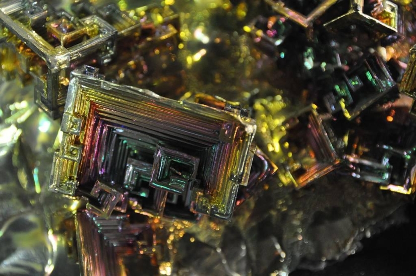 The beauty of bismuth