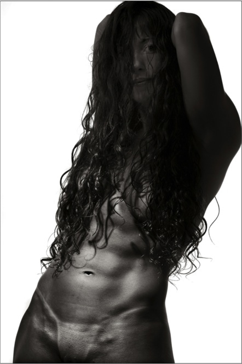 The beauty of strong women by Brazilian photographer Andre Arruda