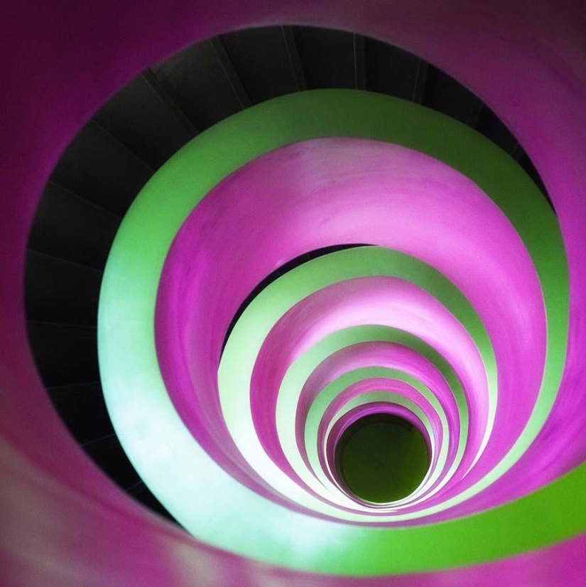 The breathtaking beauty of spiral staircases