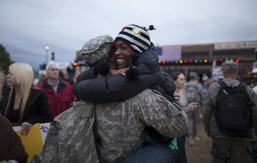 The brightest and most emotional photos of happy people