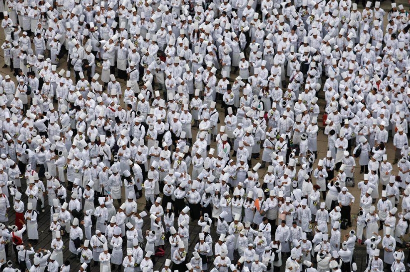 The brightest attempts to get into the Guinness Book of Records in 2013