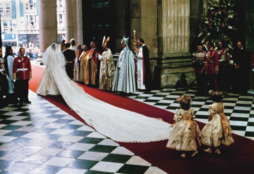 The brightest shots of British royal weddings
