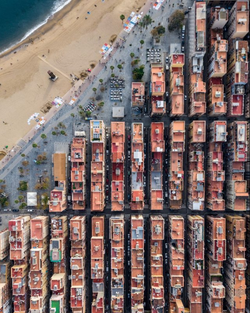 The City of Balance and Symmetry: Barcelona from a bird's-eye view