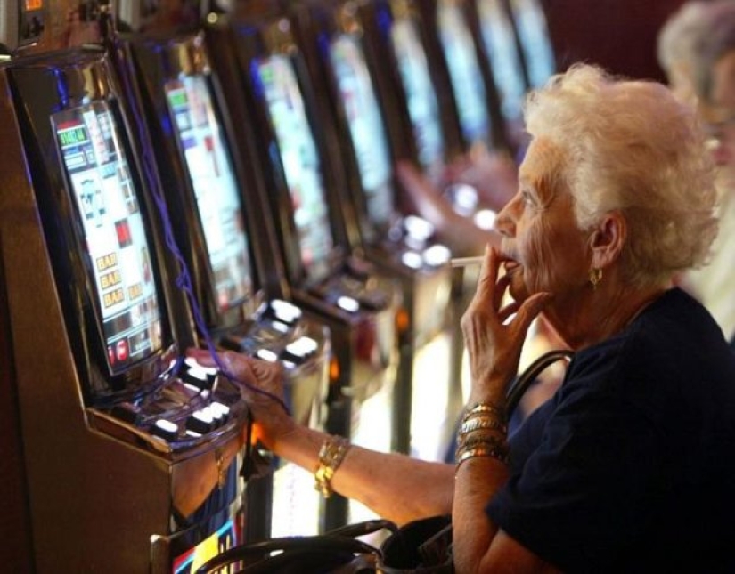 The devil got mixed up: a nun embezzled 60 million and lost it in a casino
