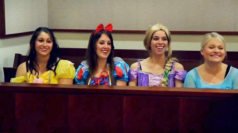 The entire courtroom dressed up in costumes of Disney characters to support a 5-year-old girl