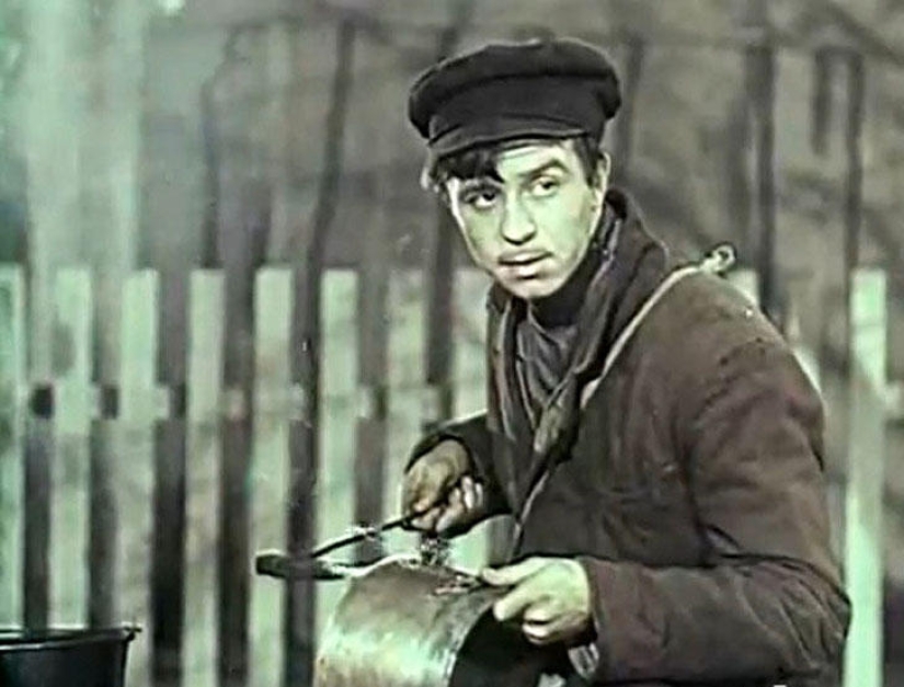 The first film roles of favorite Soviet actors