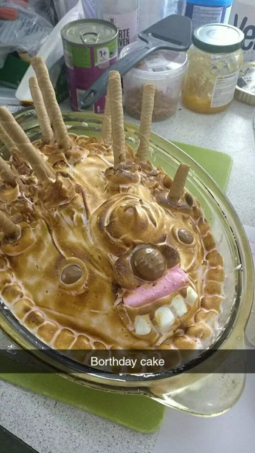 The first pancake is lumpy: 22 examples of terrible baking, which makes you uncomfortable