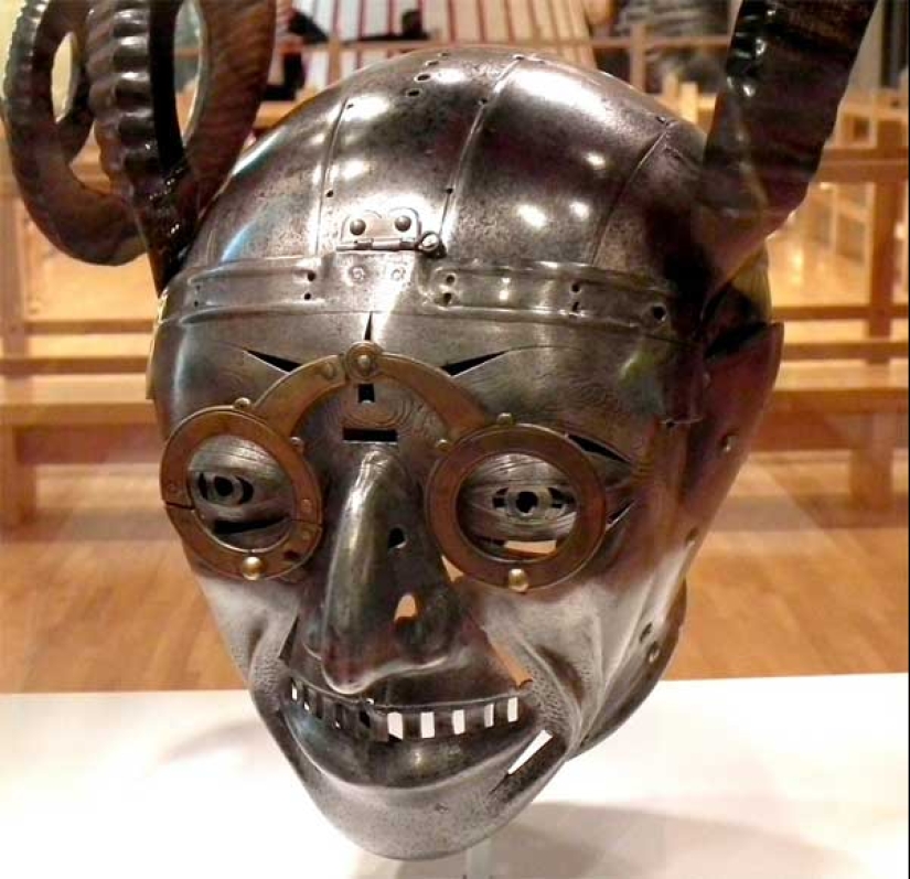 The history of the most unusual armor — the horned helmet of King Henry VIII