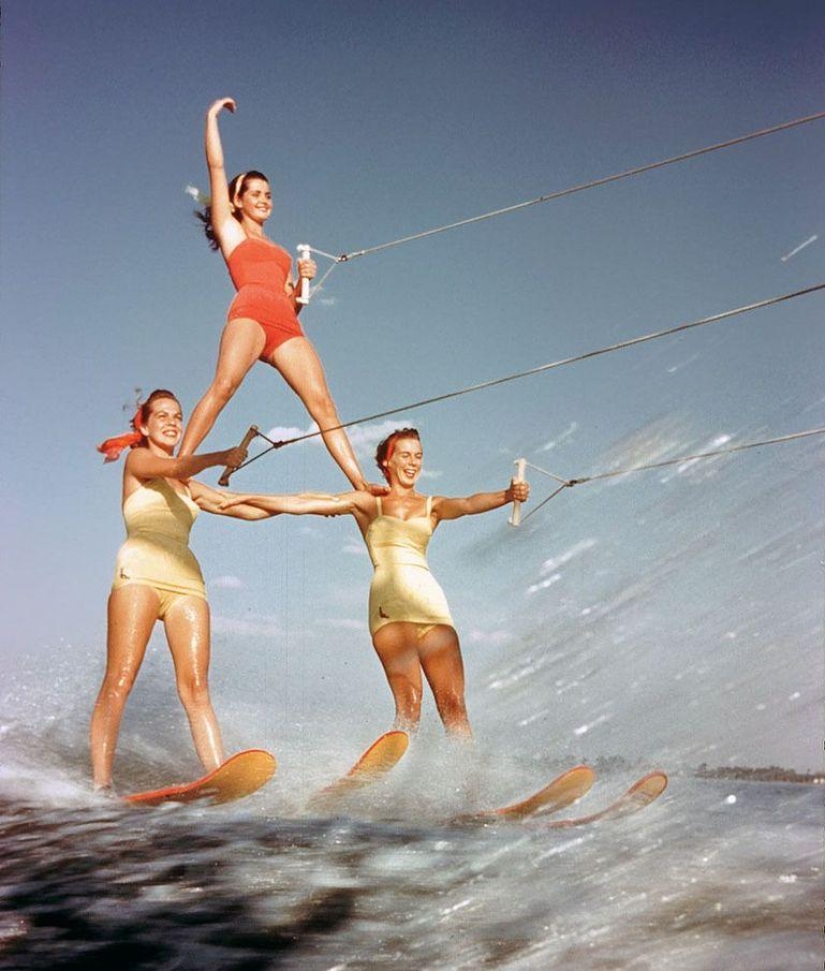 “The Image of an Earthly Paradise”: US Beach History in Color