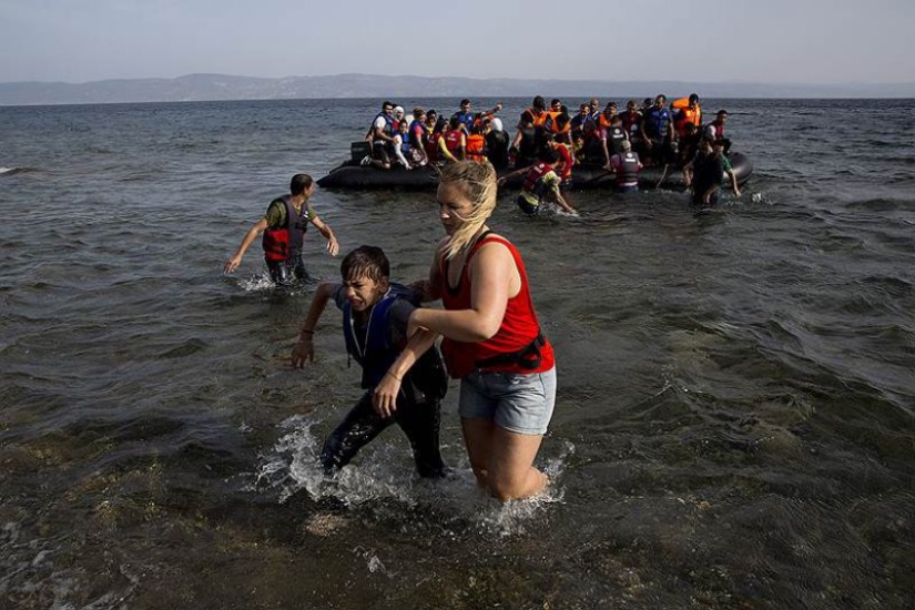 The island of the "pink" dollar, or How to call the inhabitants of the island of Lesbos
