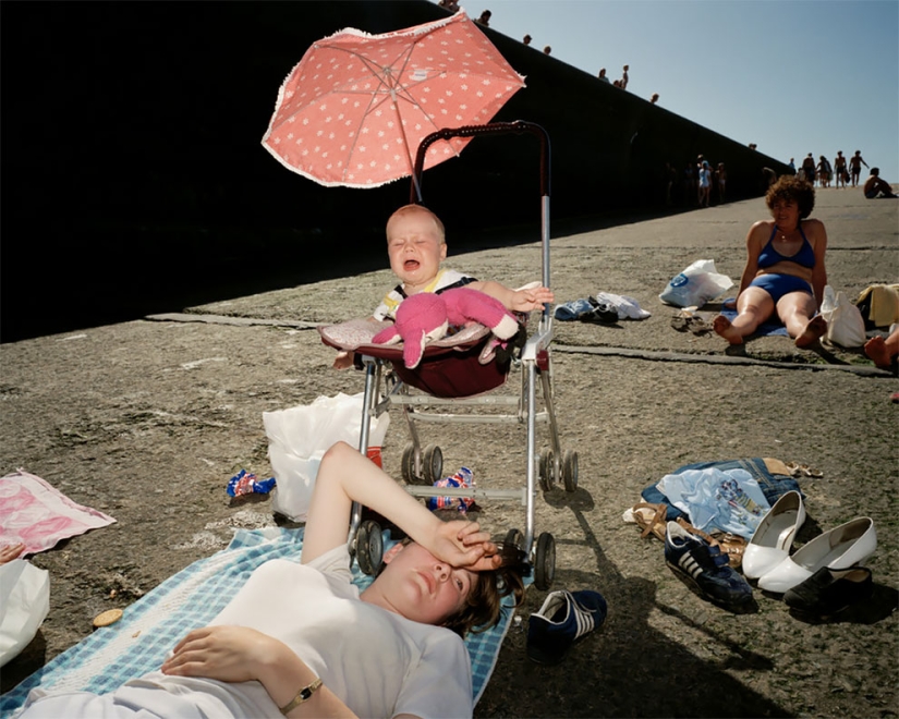 The Last Resort: The Greyness of the British Working Class by Martin Parr