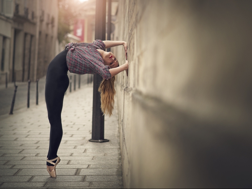 The magic of dancing with the metropolis: a magnificent series of photos of gymnasts and dancers from Dimitri Rulland