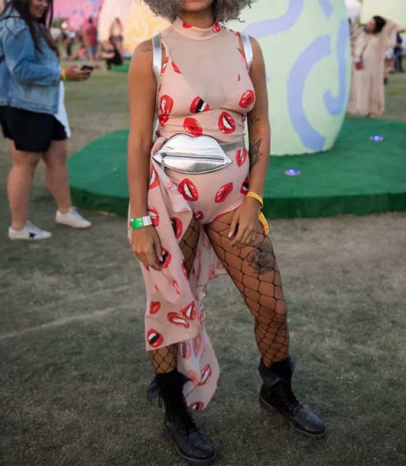 The naked King: the crazy outfits of the guests of the Coachella 2017 festival