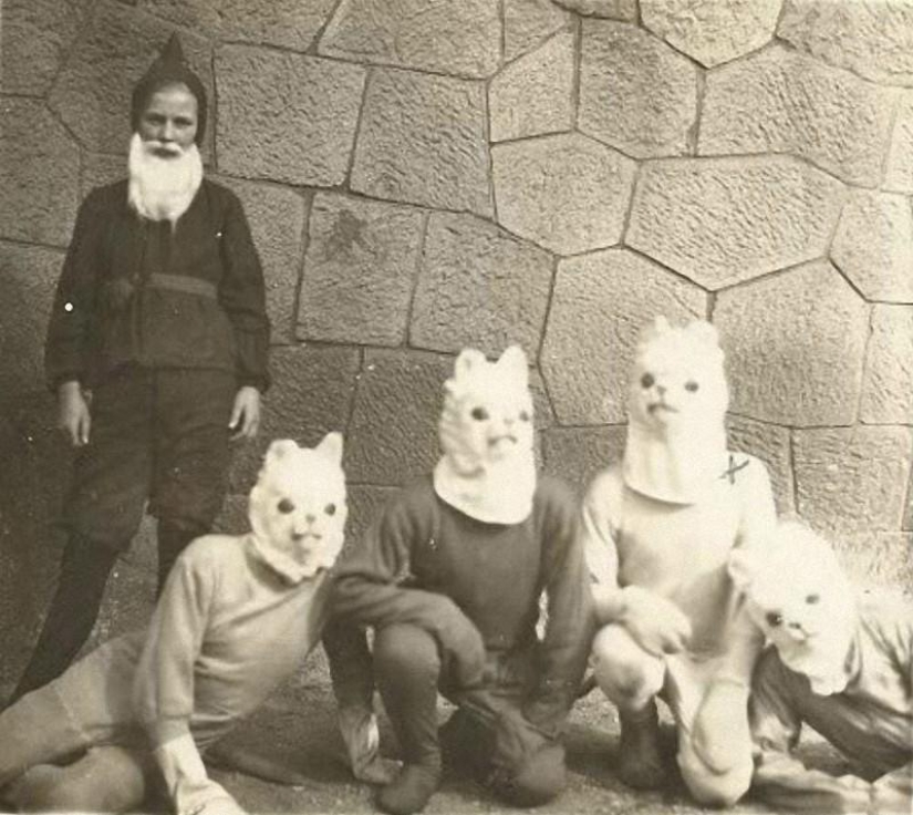 The Oldest and Weirdest Halloween Costumes