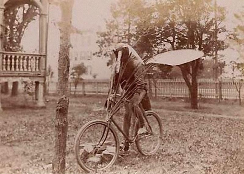 The Oldest and Weirdest Halloween Costumes