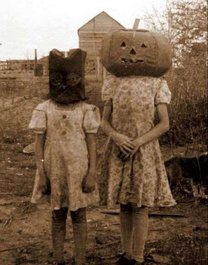 The Oldest and Weirdest Halloween Costumes