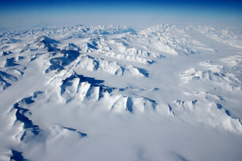 The "refrigerator" of the Earth. Incredible facts about the mysterious and harsh Antarctica