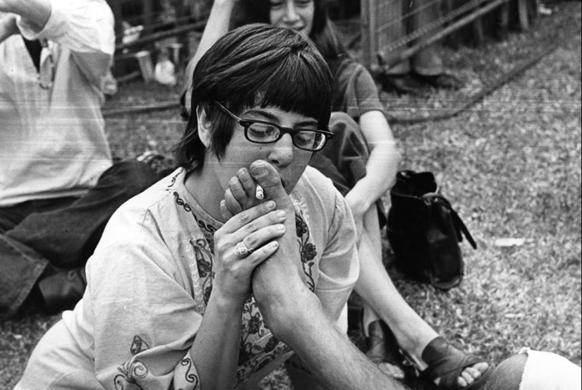 The revolution without pants: how the hippies of the 60s hung out