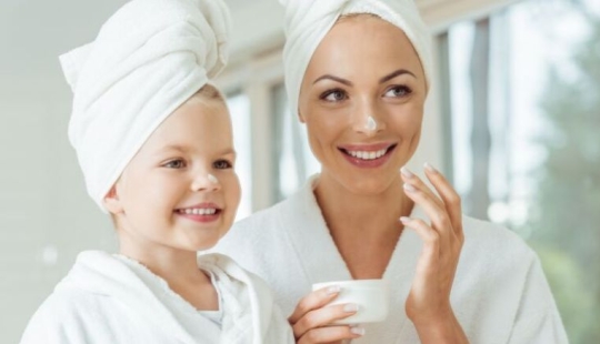 The skin is not like a baby's: why adults should not use children's cosmetics