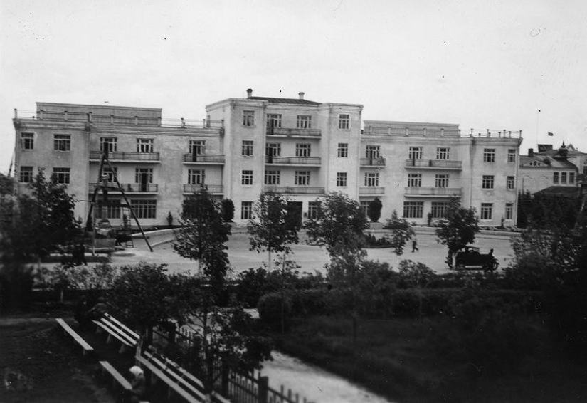 The Soviet Union in 1935 through the lens of a Norwegian photographer