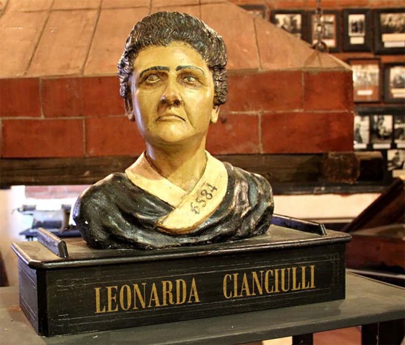 The story of Leonarda Cianciulli, a serial killer who turned his victims into soap and cupcakes