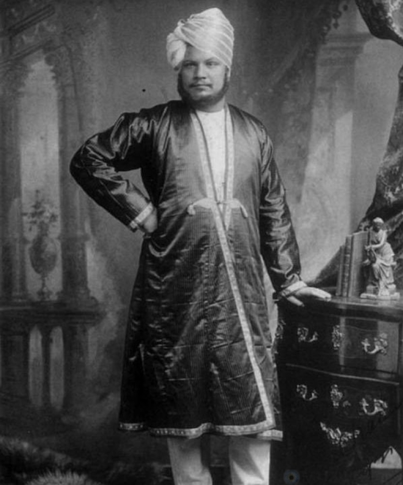 The story of the inexplicable friendship of Queen Victoria and Abdul Karim's servant
