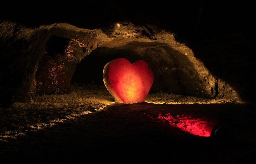 The strange beauty of the salt mines