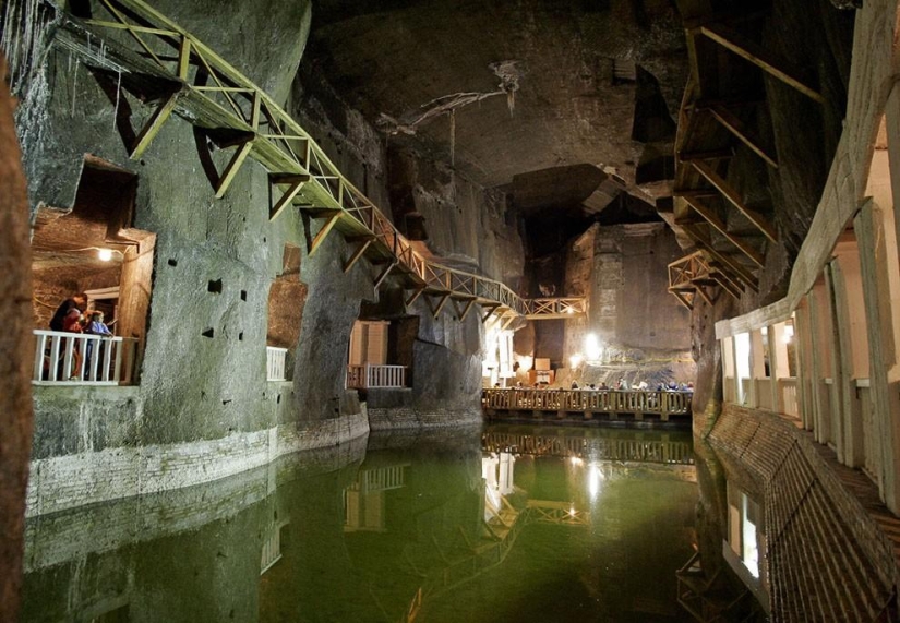 The strange beauty of the salt mines