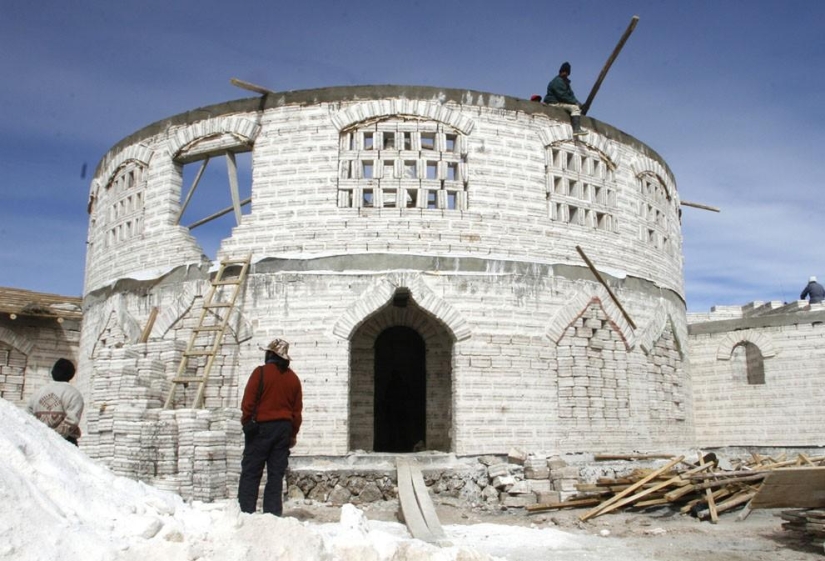 The strange beauty of the salt mines