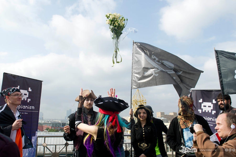 The wedding of the followers of the Pasta Monster took place in Moscow