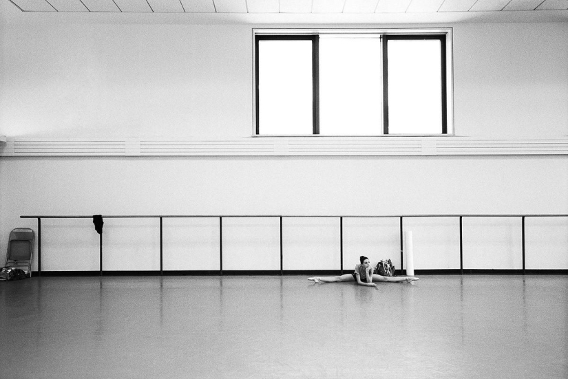 The world of professional ballet through the eyes of Henry Lutweil