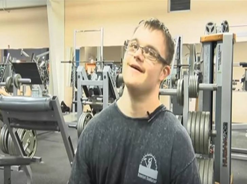 This guy with Down syndrome managed to change himself to compete in a bodybuilding competition