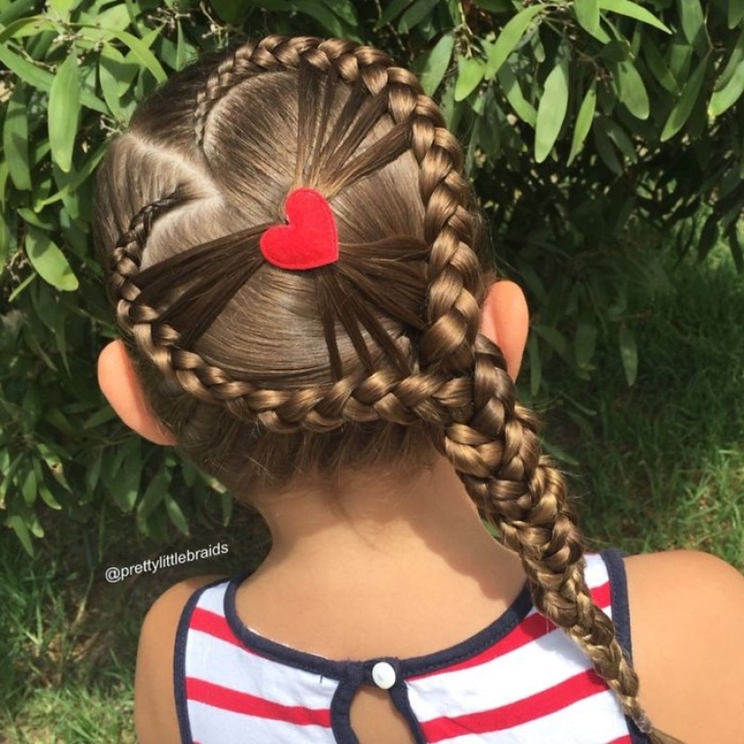 This Mom Weaves Her Daughter&#39;s Incredible Braids Every Morning Before School