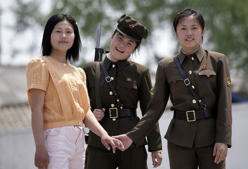Top Secret daily life of the North Korean Army