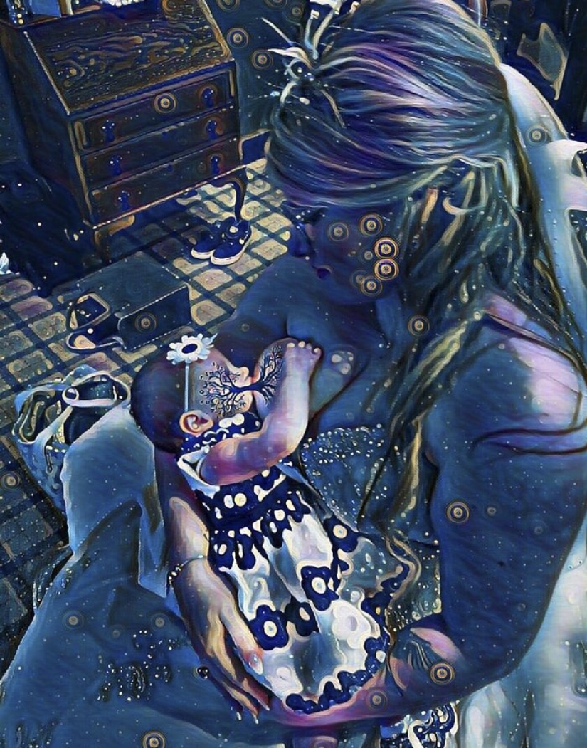 Tree of Life: pictures of breastfeeding that flooded the Internet