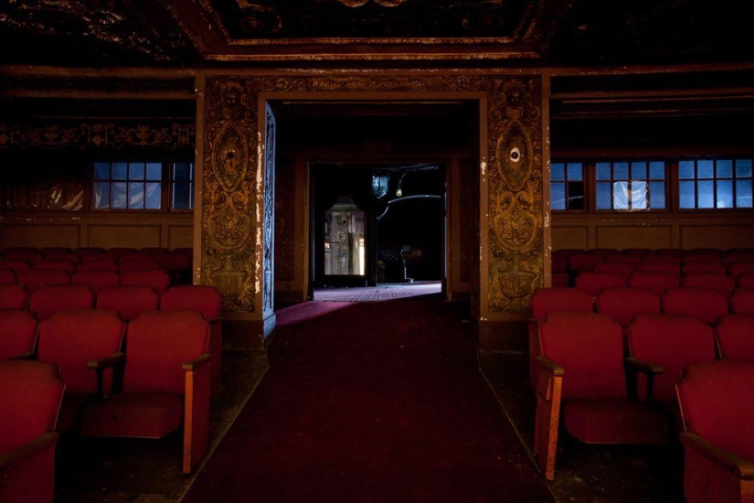 Tres de los cines abandonados más grandiosos de Nueva York