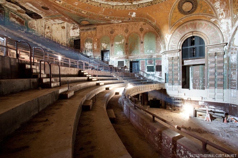 Tres de los cines abandonados más grandiosos de Nueva York