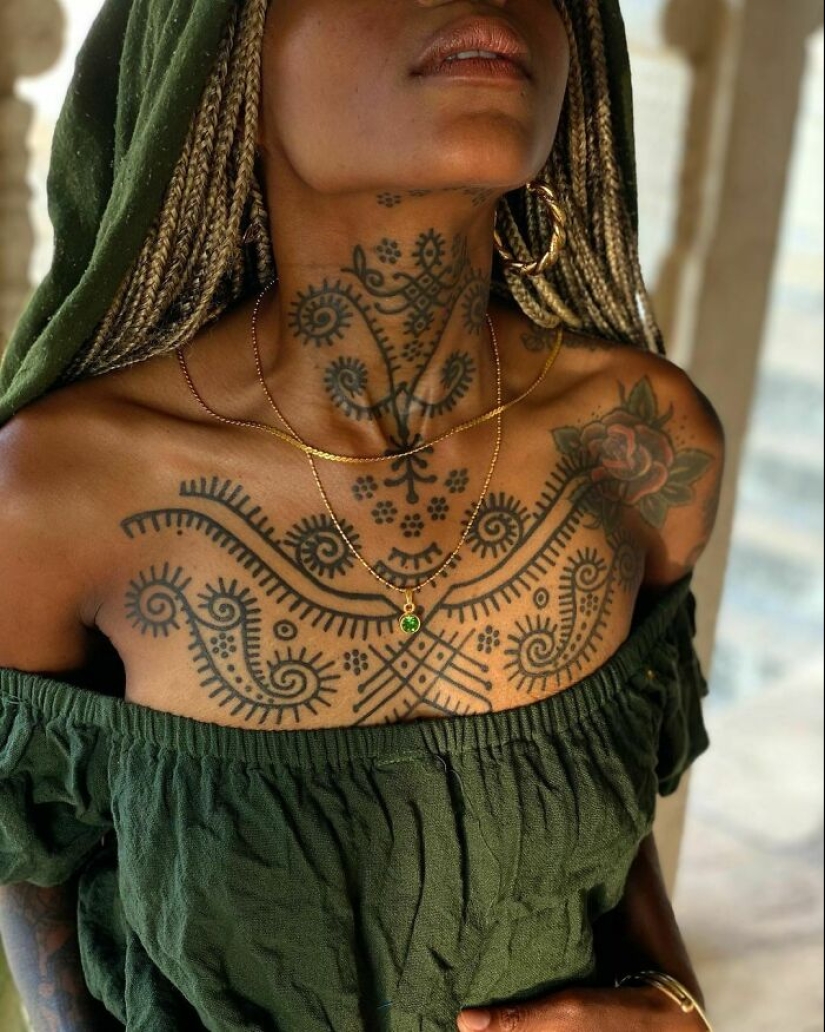 Tu guía de tatuajes tribales con 110 inspiraciones