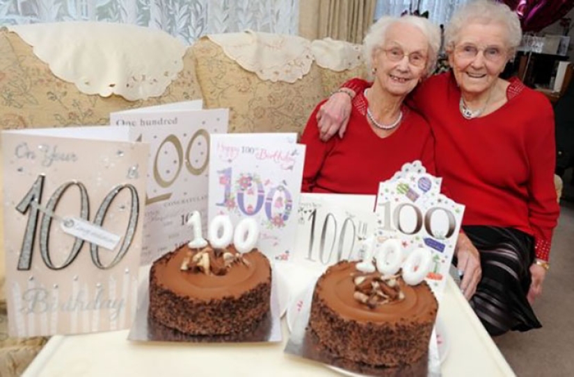 Twins who celebrated their 100th anniversary share the secret of longevity