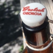 Un estudiante envió una nota al océano y la recibió 36 años después