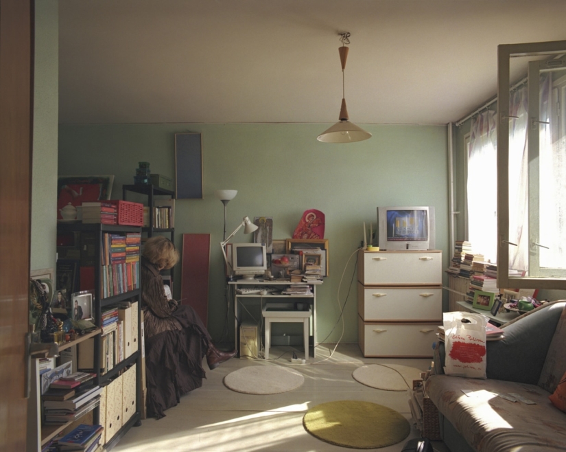 Un fotógrafo rumano ha demostrado cómo el mismo diseño del apartamento se ve como 10 propietarios diferentes