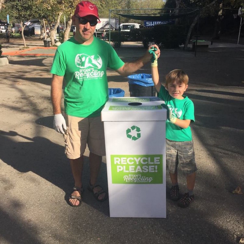 Un niño de 7 años fundó una empresa de reciclaje de desechos y ya ganó $10,000 para la universidad