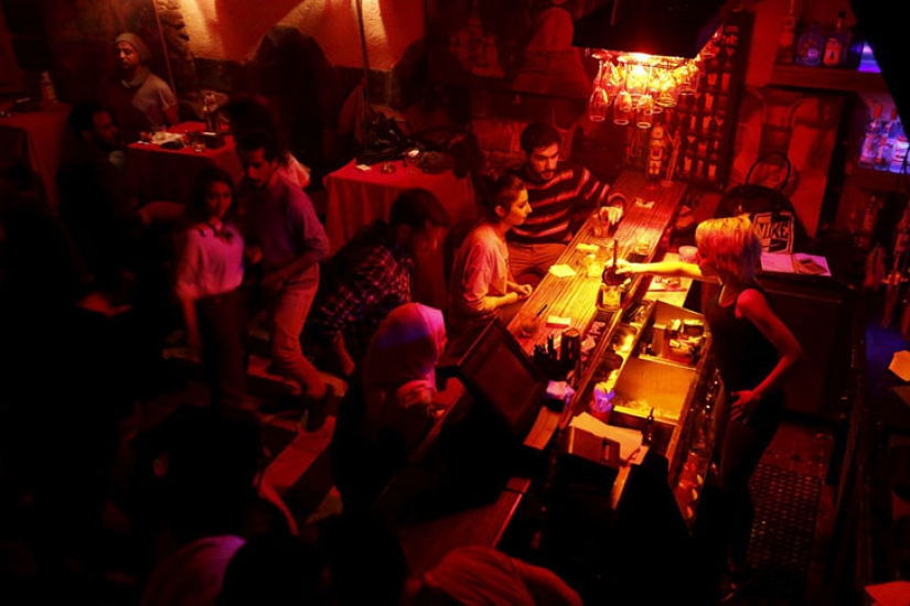 Una fiesta durante la guerra: la vida nocturna de Damasco