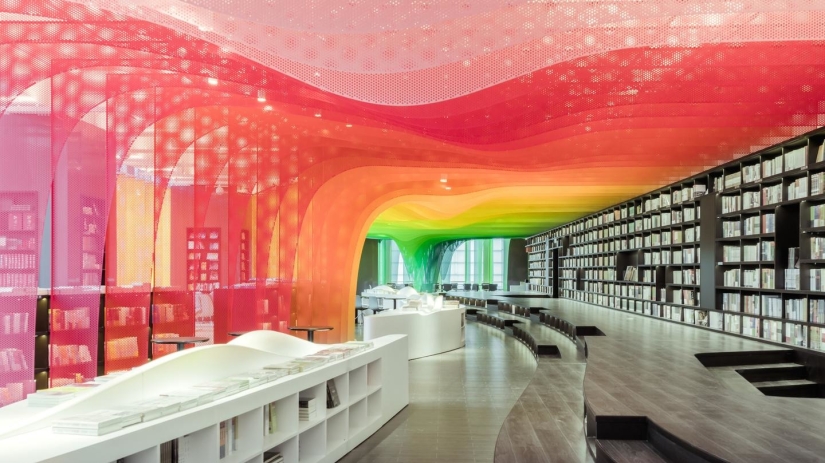 Una librería del futuro con un diseño fantástico ha abierto en China