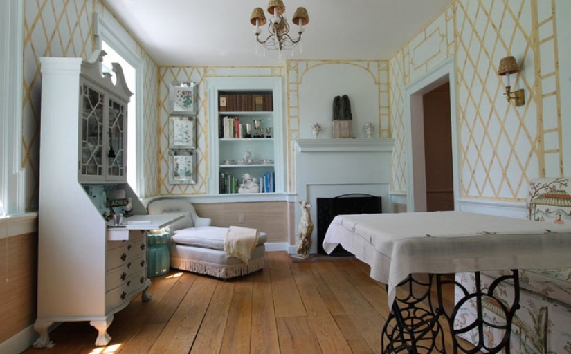 Una pareja reconstruyó la casa al estilo romántico de Jane Austen