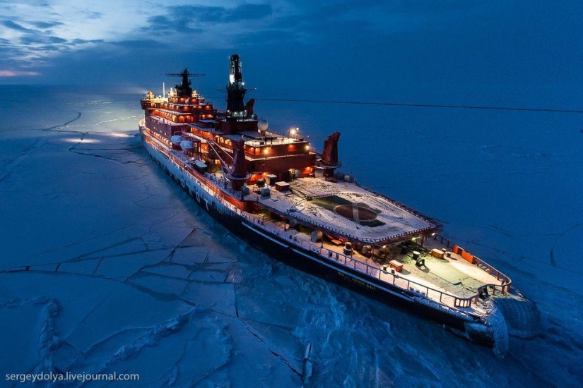 Unique photos of the icebreaker from the air at the Pole during the polar night